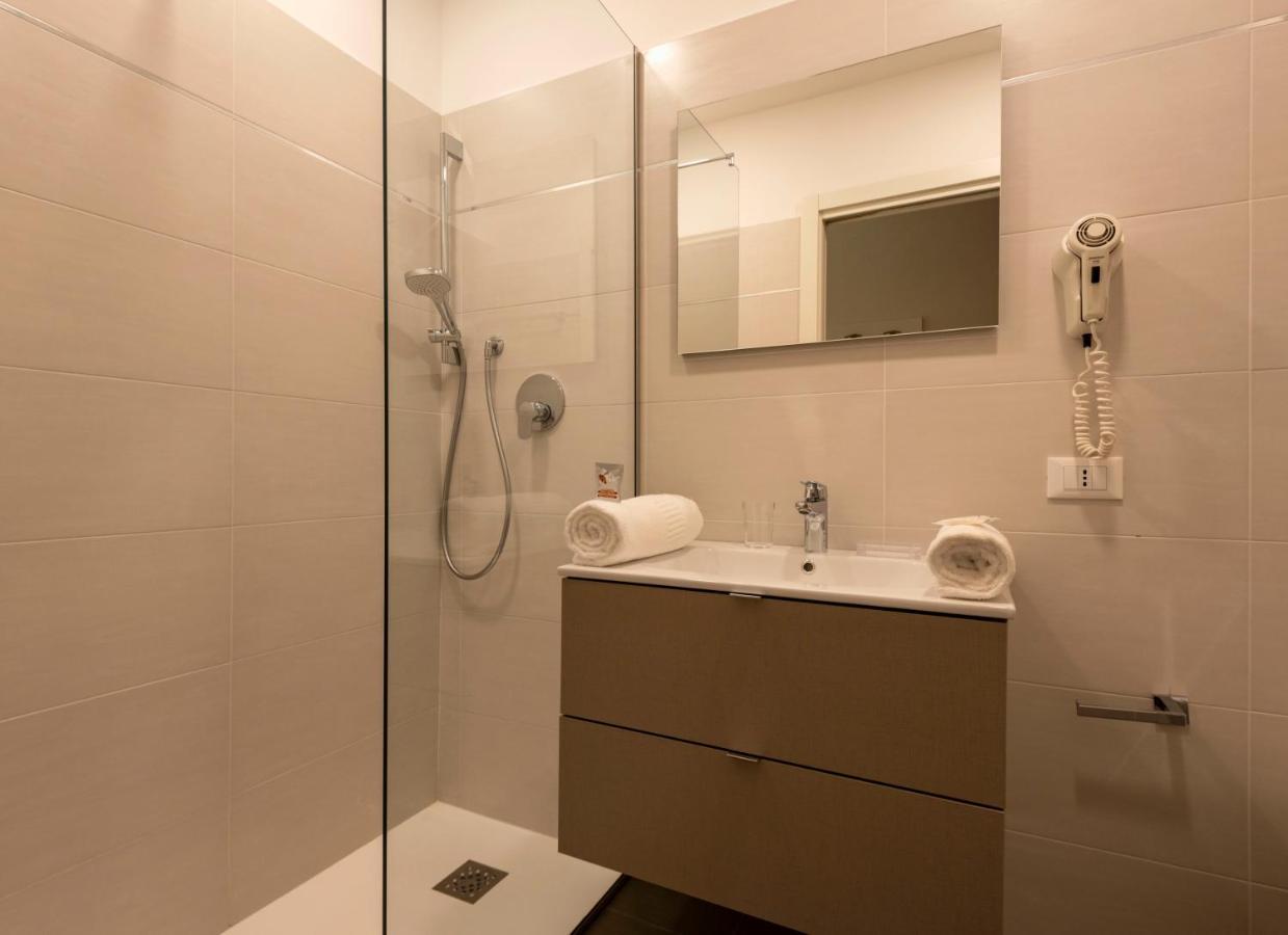 Atlas Hotel Riccione Esterno foto